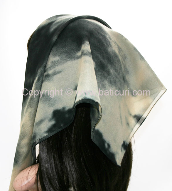 117-04 Large Polyester Ombre Italian Scarves -Beige/black